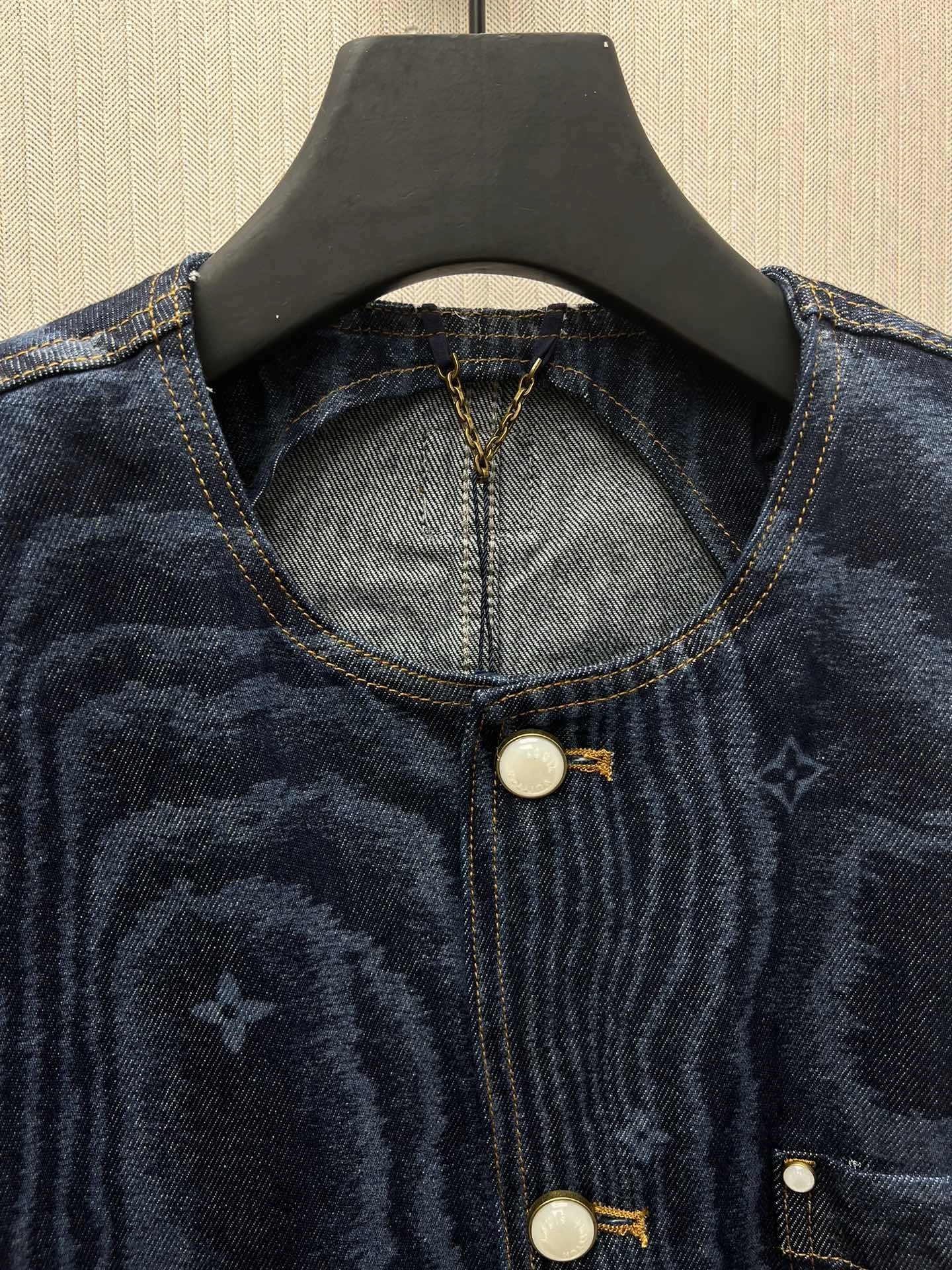 &wg.luxury- 8V item:E-F190I0117